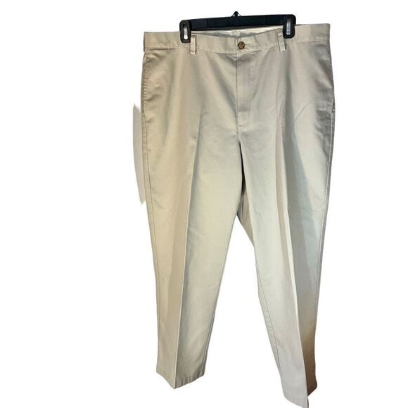 LL Bean NWOT Natural fit flat front straight leg. Size 38, Inseam 30. Khaki - Picture 2 of 15